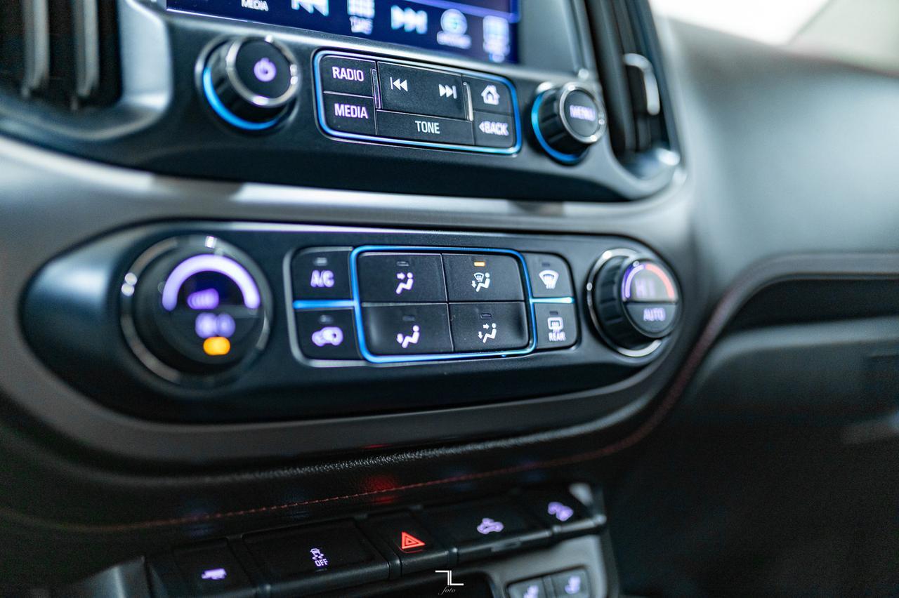 2018 GMC Canyon 4x4 Crew Cab All Terrain BCam Red Deer AB