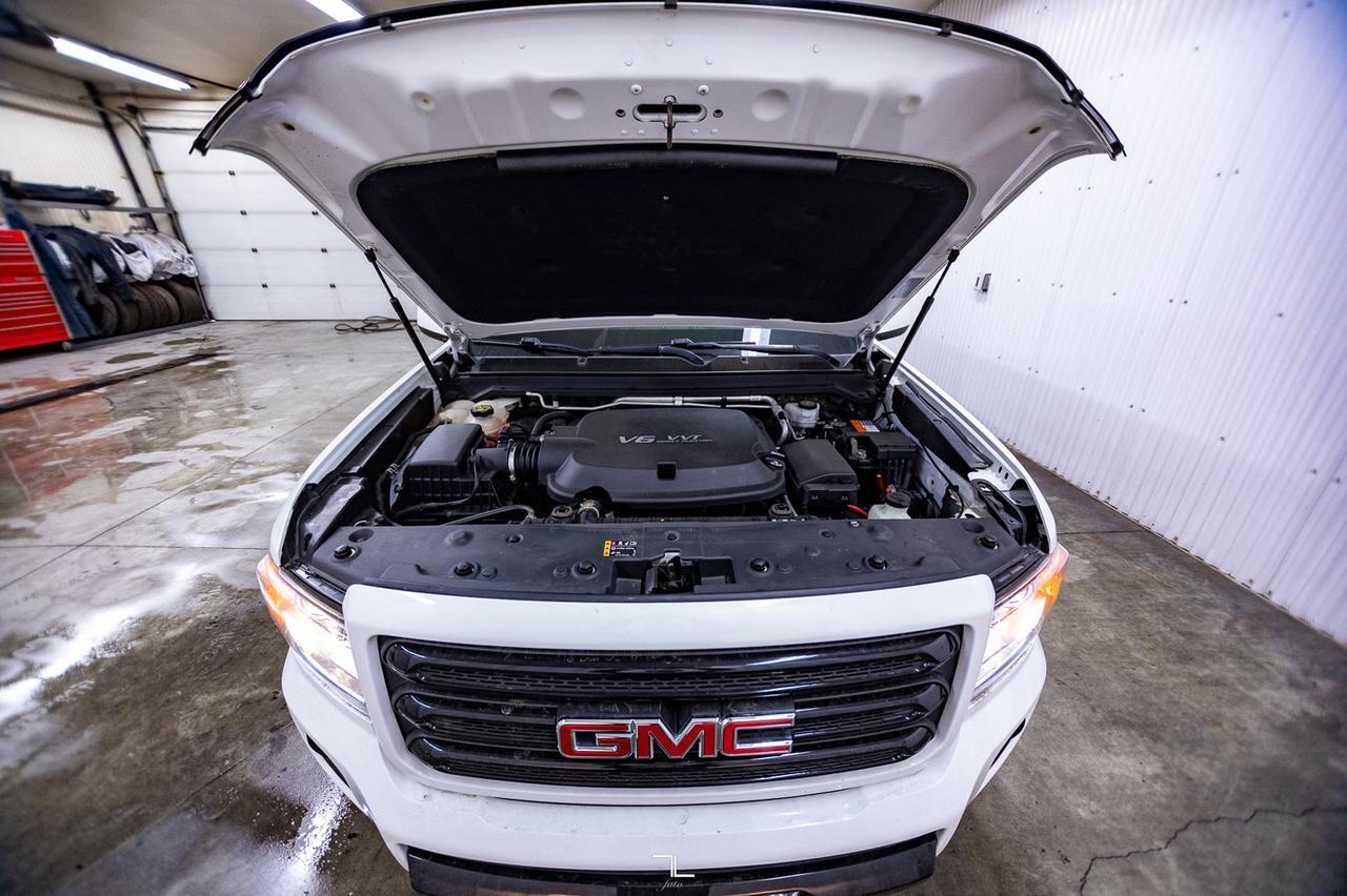 2018 GMC Canyon 4x4 Crew Cab All Terrain BCam Red Deer AB