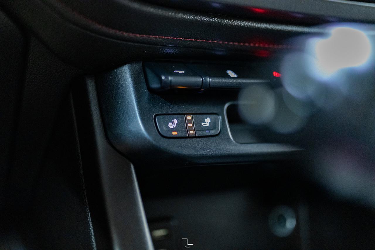 2018 GMC Canyon 4x4 Crew Cab All Terrain PSeat BCam Red Deer AB