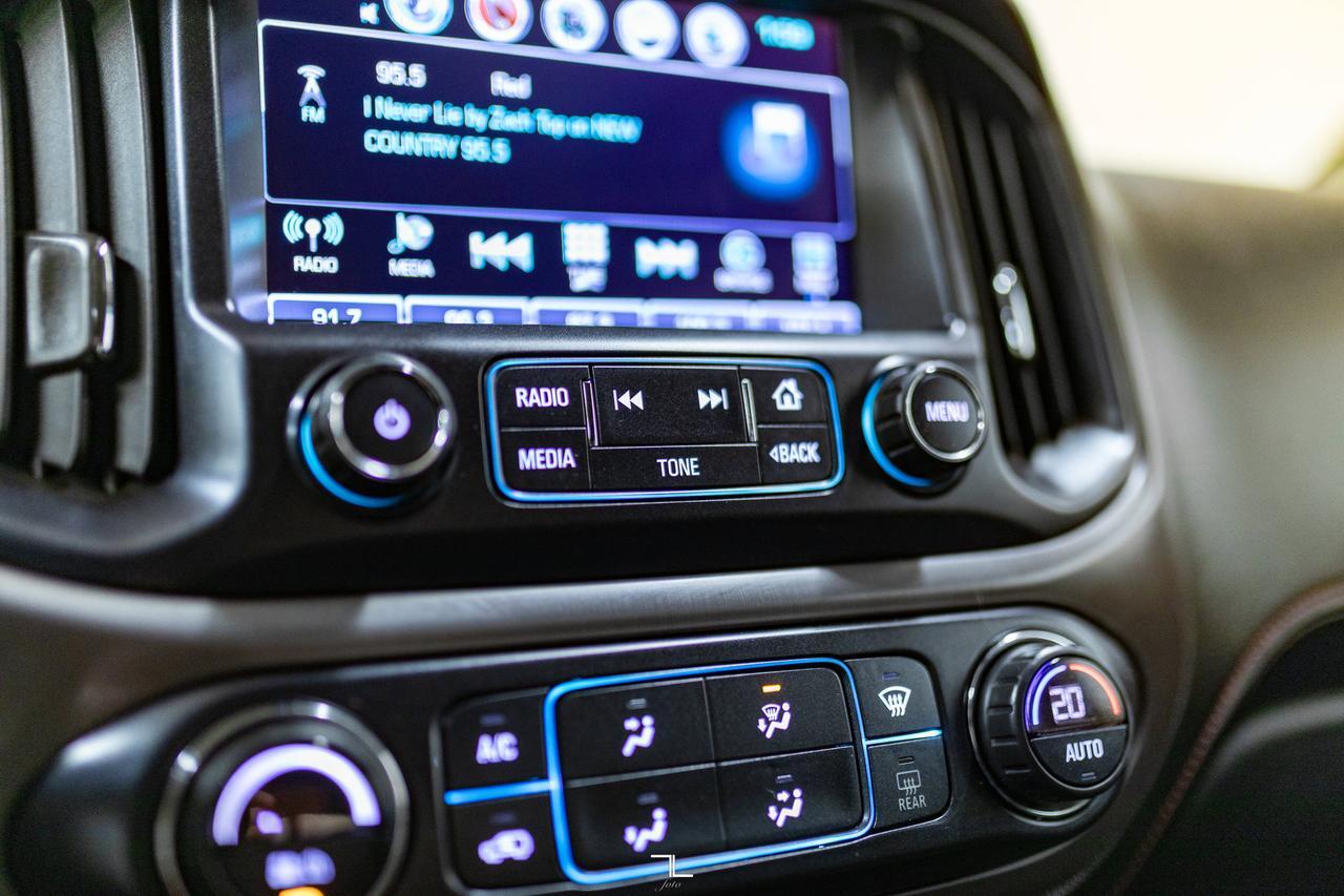 2018 GMC Canyon 4x4 Crew Cab All Terrain PSeat BCam Red Deer AB