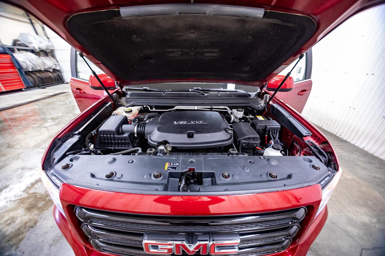 2018 GMC Canyon 4x4 Crew Cab All Terrain PSeat BCam Red Deer AB