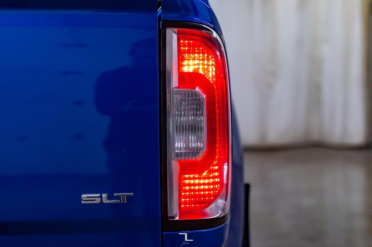 2018 GMC Canyon 4x4 Crew Cab SLT Leather Nav BCam Red Deer AB