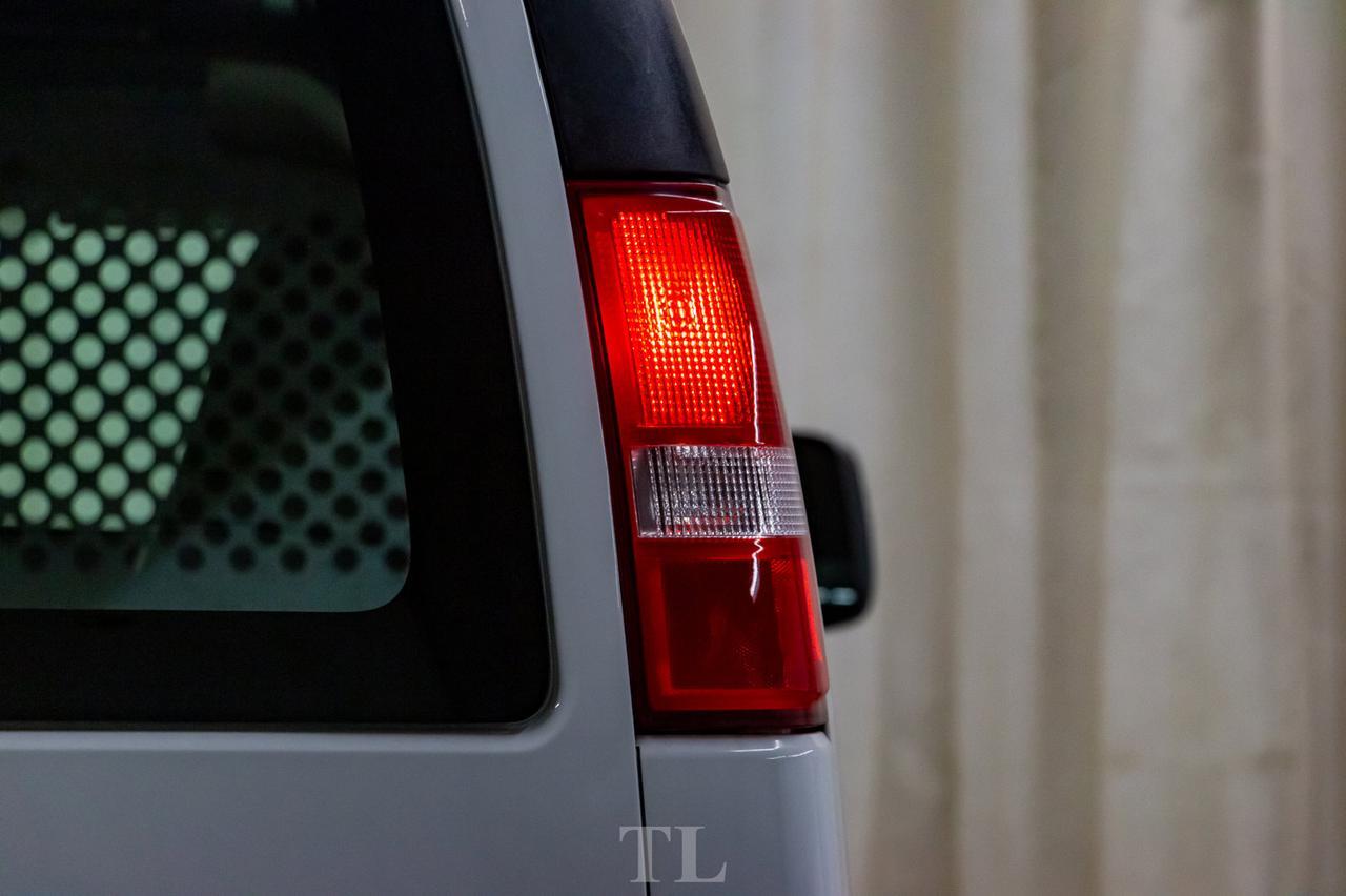 2018 GMC Savana 2500 Cargo Van BCam Red Deer AB