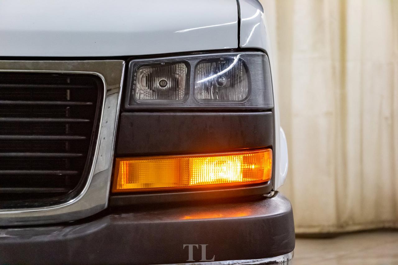 2018 GMC Savana 2500 Cargo Van BCam Red Deer AB