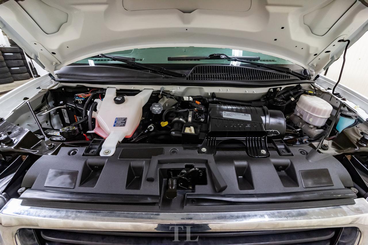 2018 GMC Savana 2500 Cargo Van BCam Red Deer AB