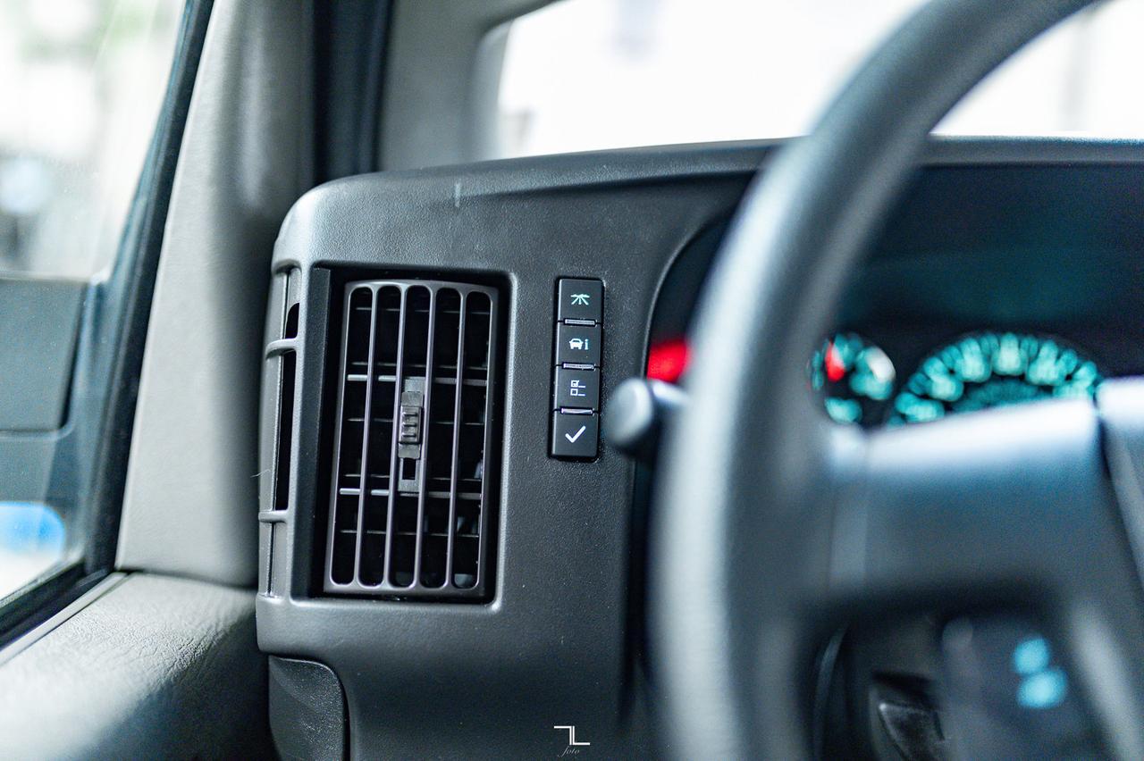 2018 GMC Savana 2500 Cargo Van Red Deer AB