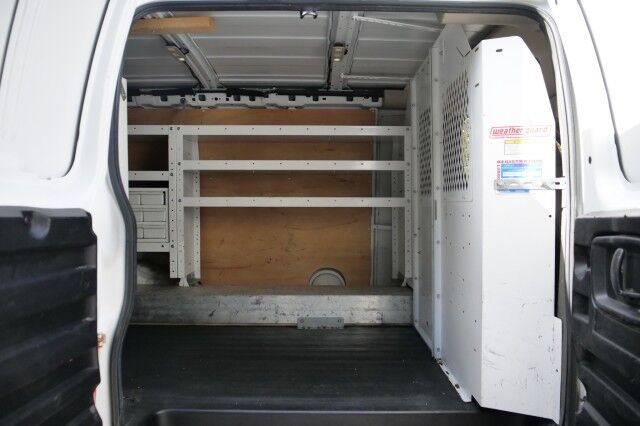 2018 GMC Savana 3500 Cargo Van / 6.0L V8 / Utility Van! High Point NC