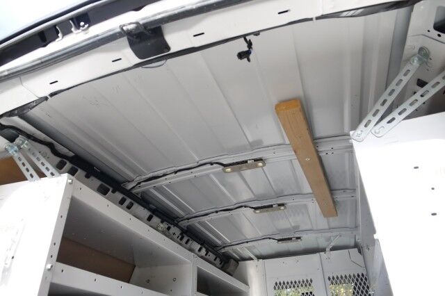 2018 GMC Savana 3500 Cargo Van / 6.0L V8 / Utility Van! High Point NC