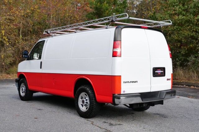 2018 GMC Savana 3500 Cargo Van / 6.0L V8 / Utility Van! High Point NC