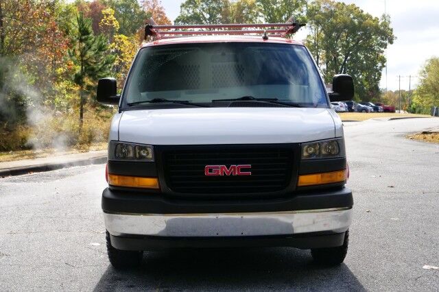 2018 GMC Savana 3500 Cargo Van / 6.0L V8 / Utility Van! High Point NC
