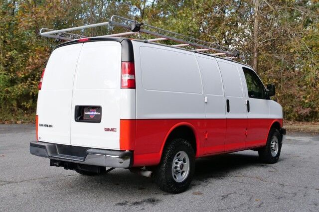 2018 GMC Savana 3500 Cargo Van / 6.0L V8 / Utility Van! High Point NC