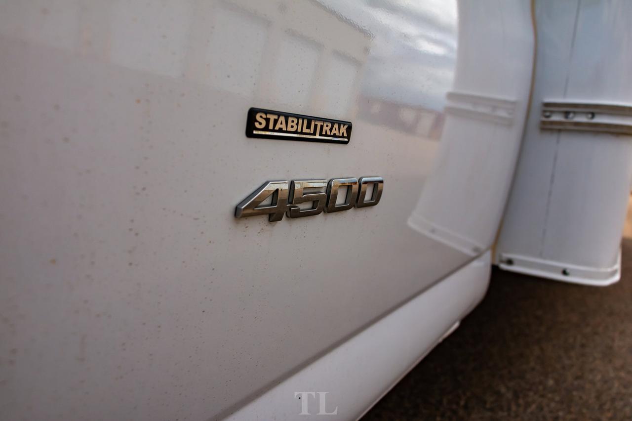 2018 GMC Savana 4500 Cutaway Cube Van Red Deer AB