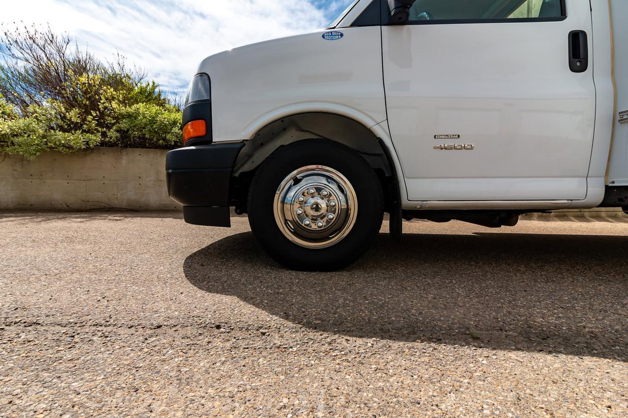 2018 GMC Savana 4500 Cutaway Cube Van Red Deer AB