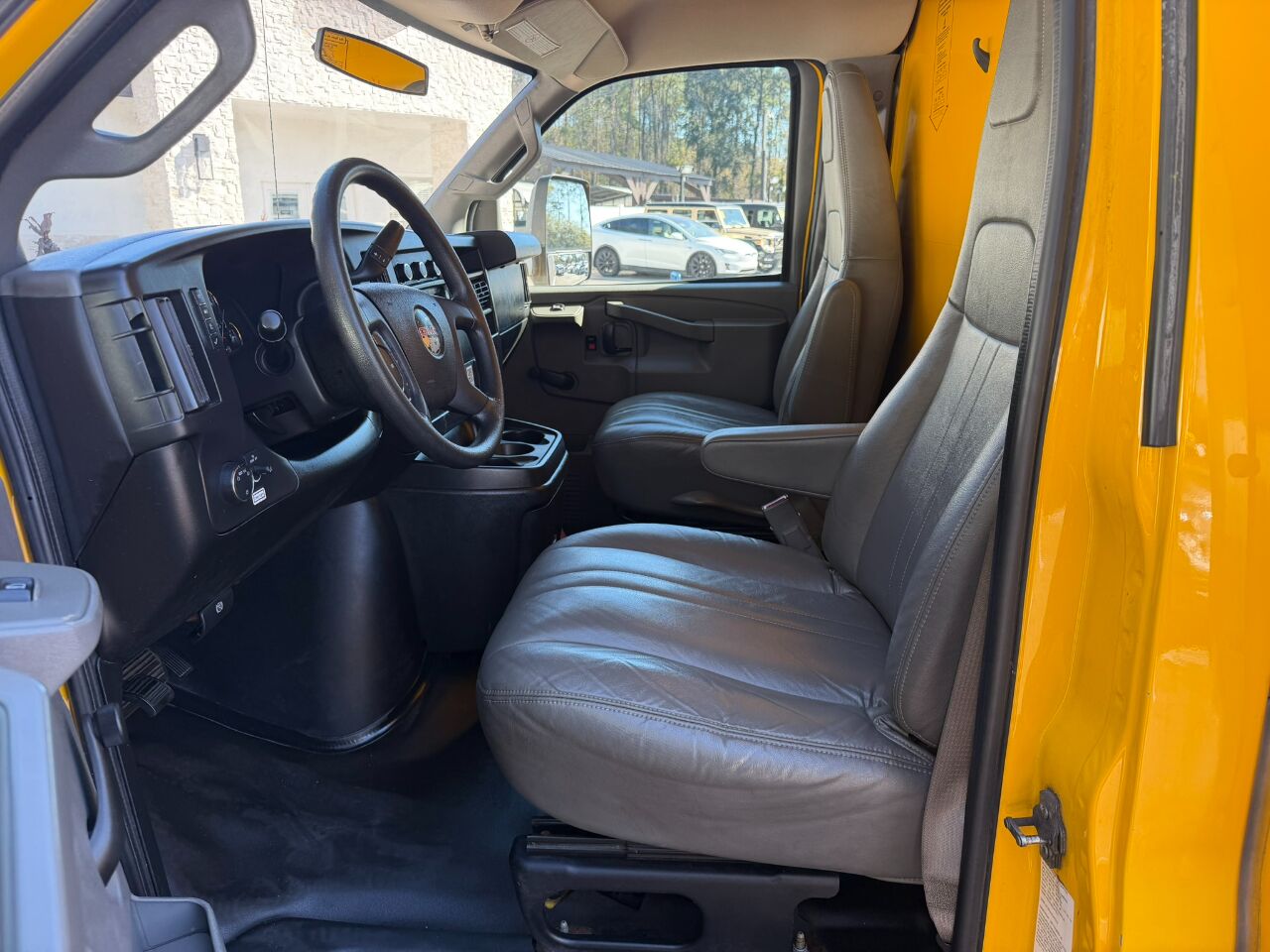 2018 GMC Savana Commercial Cutaway 3500 Van 177" Jacksonville FL