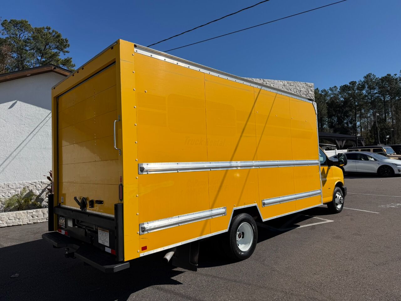 2018 GMC Savana Commercial Cutaway 3500 Van 177" Jacksonville FL