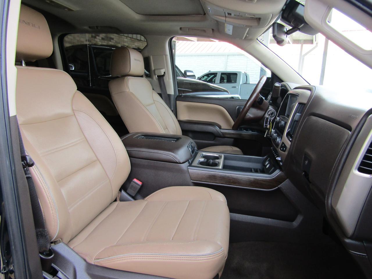 2018 GMC Sierra 1500 2WD Crew Cab 143.5\ Denali" Grand Prairie TX