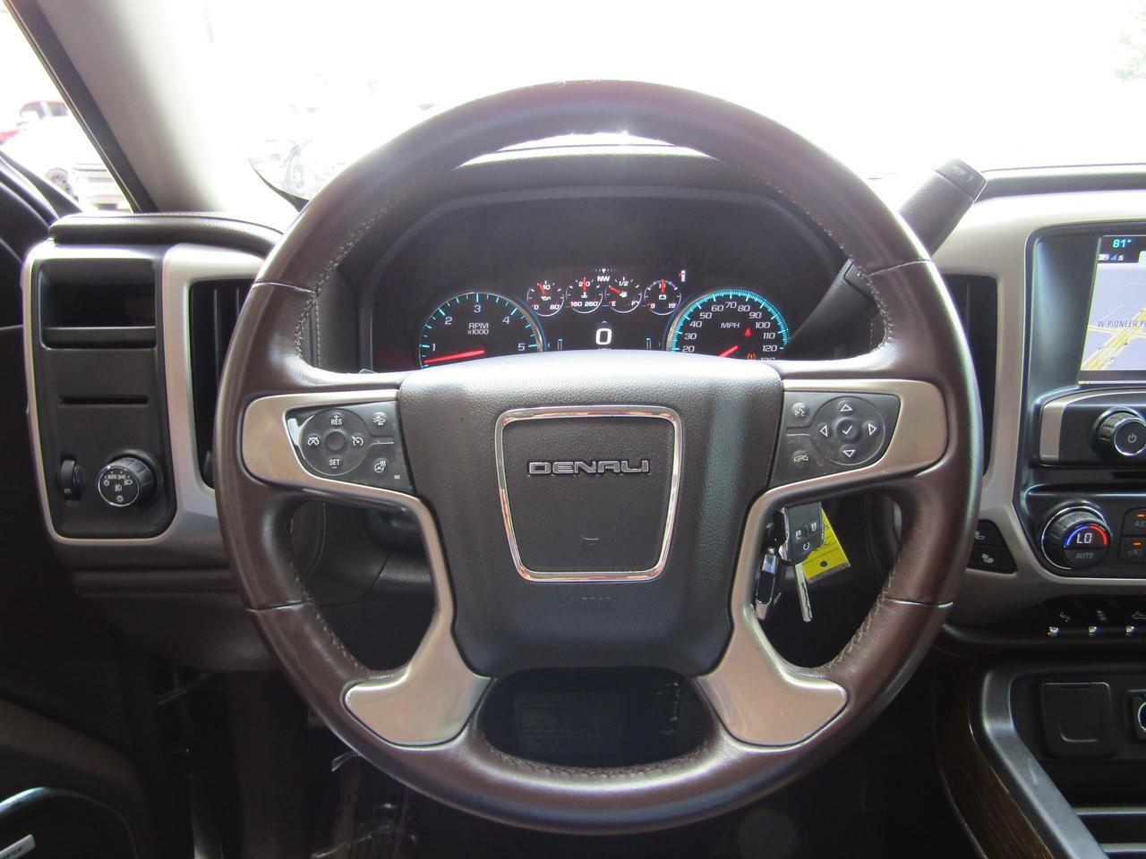 2018 GMC Sierra 1500 2WD Crew Cab 143.5\ Denali" Grand Prairie TX