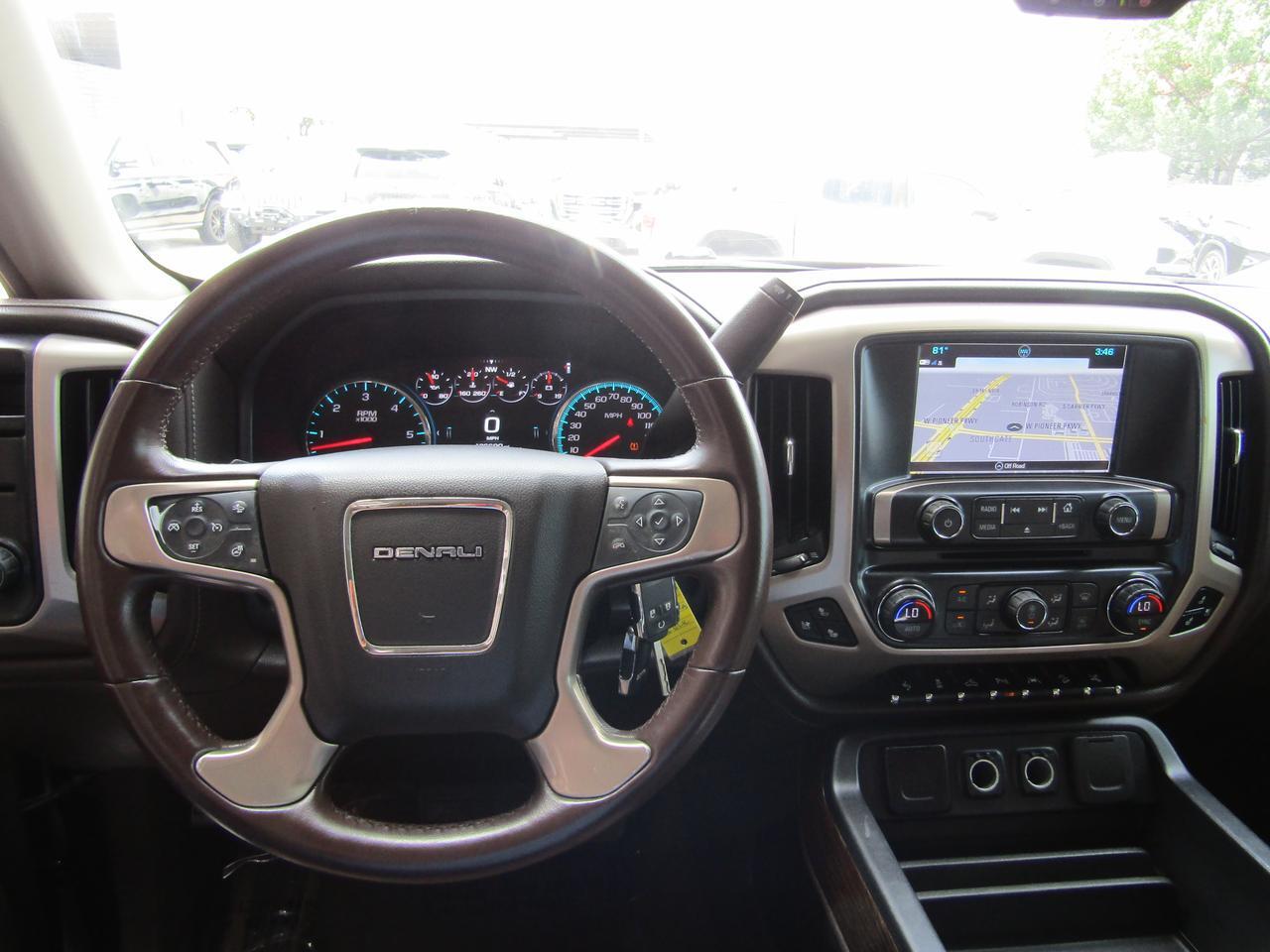 2018 GMC Sierra 1500 2WD Crew Cab 143.5\ Denali" Grand Prairie TX