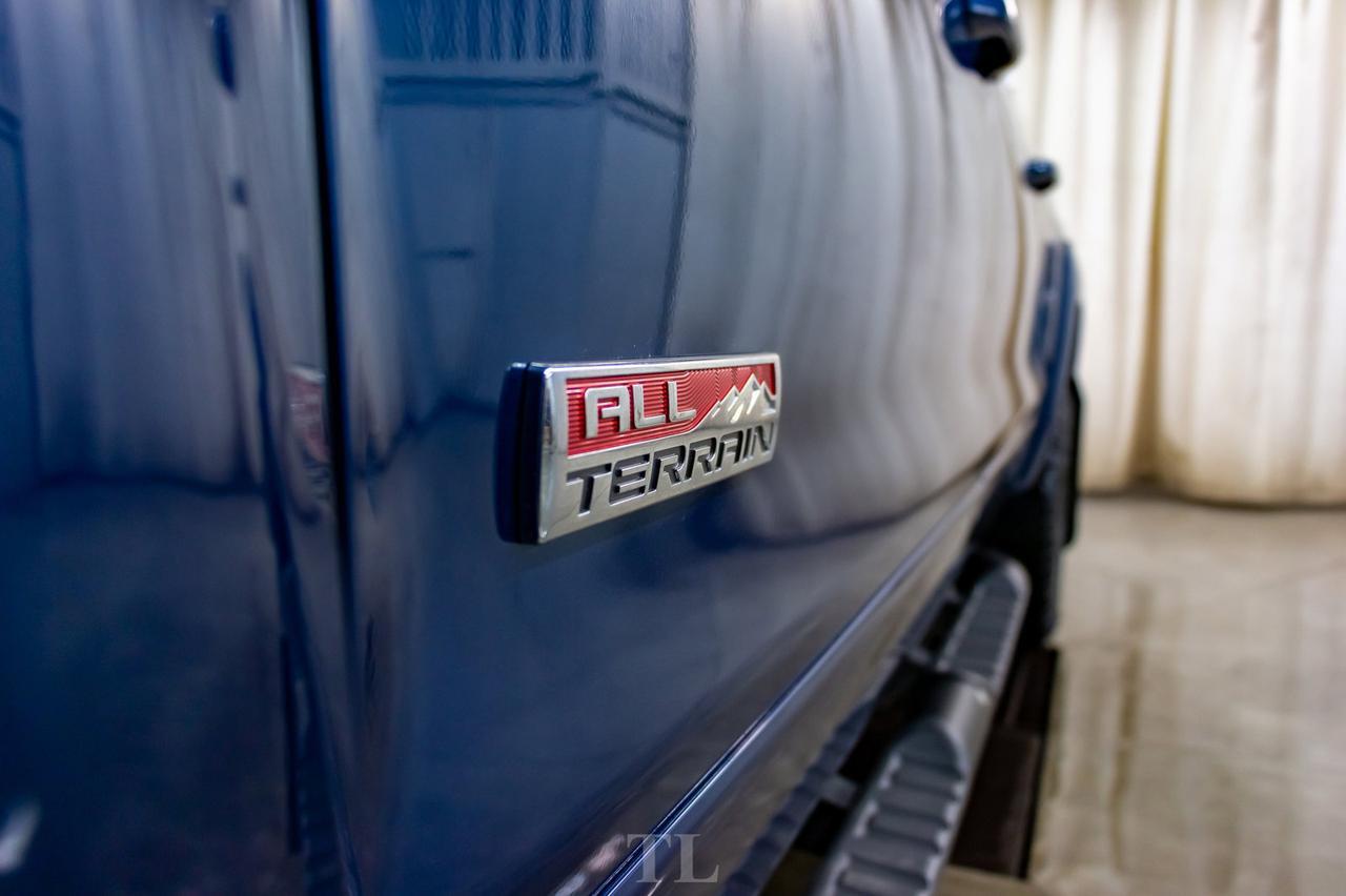 2018 GMC Sierra 1500 4x4 Crew Cab All Terrain Level Kit Leather Nav BCam Red Deer AB