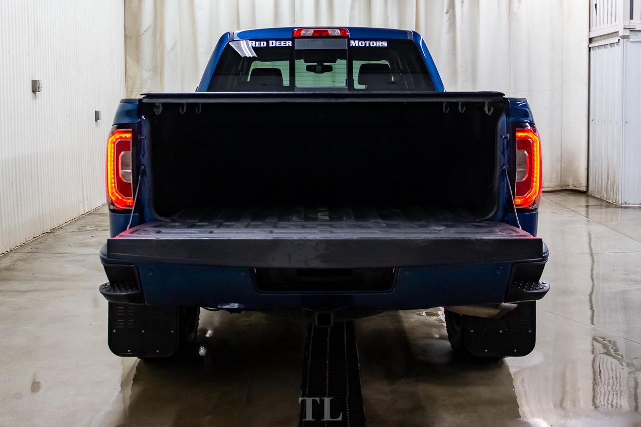 2018 GMC Sierra 1500 4x4 Crew Cab All Terrain Level Kit Leather Nav BCam Red Deer AB