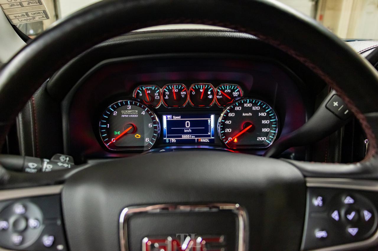 2018 GMC Sierra 1500 4x4 Crew Cab All Terrain Level Kit Leather Nav BCam Red Deer AB