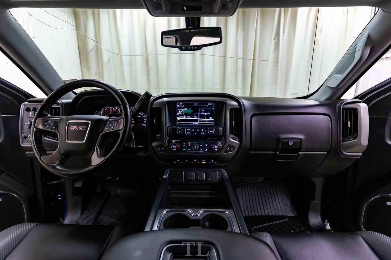 2018 GMC Sierra 1500 4x4 Crew Cab All Terrain Level Kit Leather Nav BCam Red Deer AB