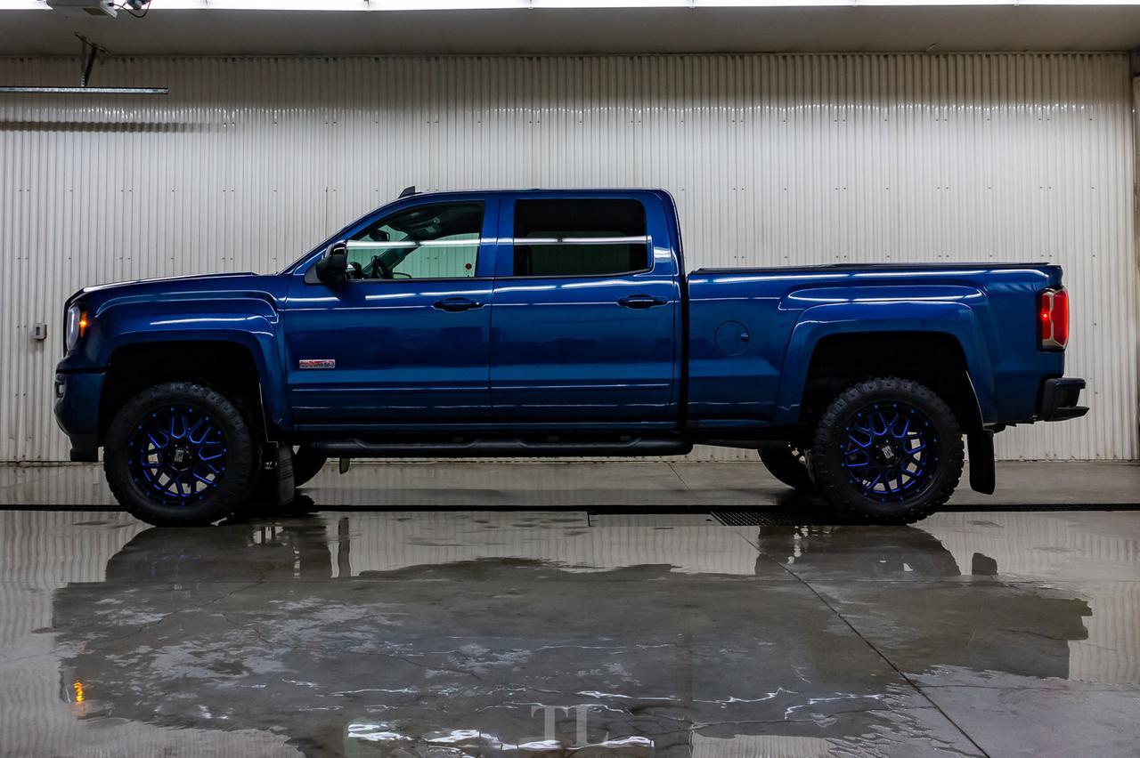 2018 GMC Sierra 1500 4x4 Crew Cab All Terrain Level Kit Leather Nav BCam Red Deer AB