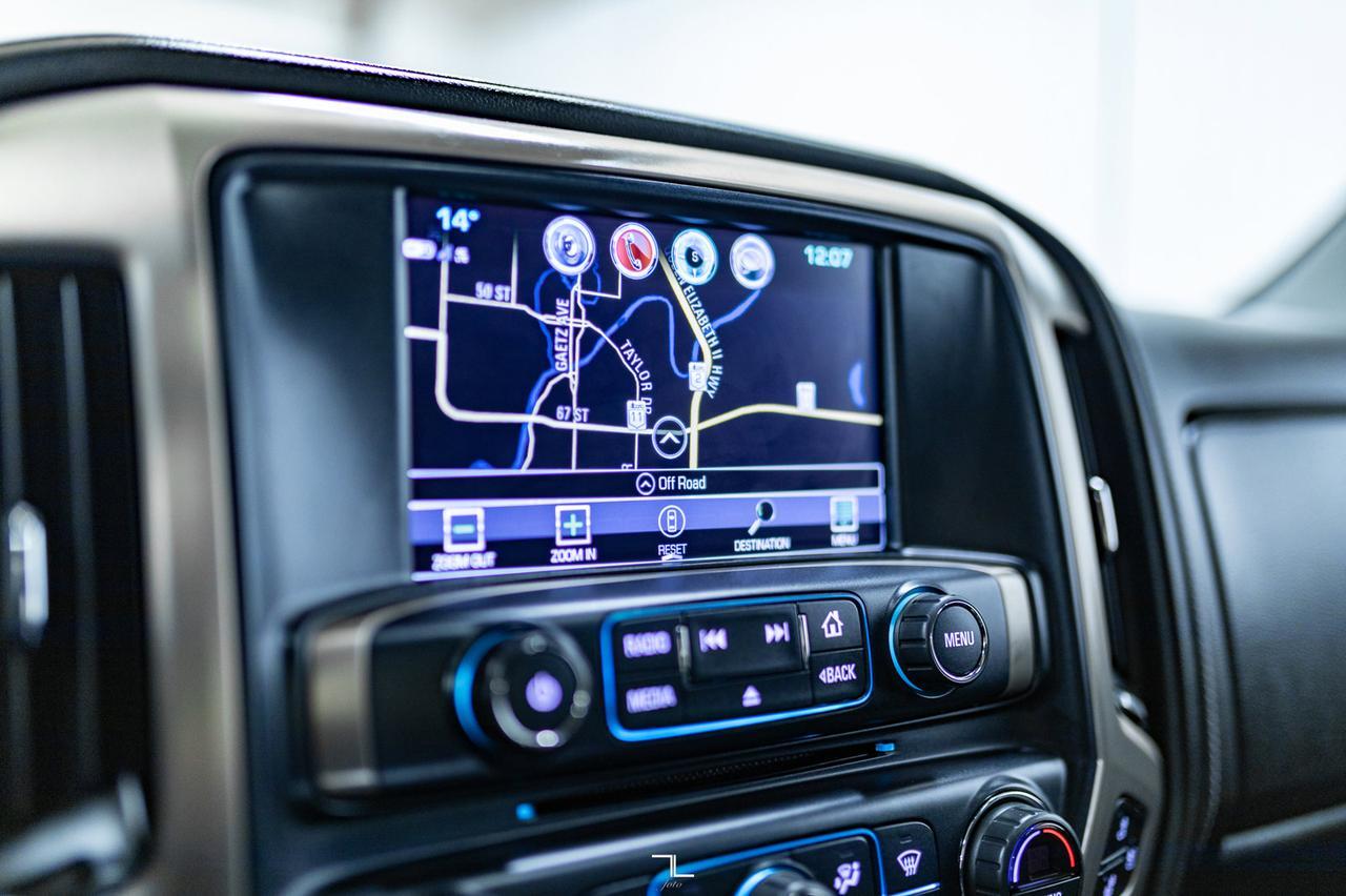 2018 GMC Sierra 1500 4x4 Crew Cab Denali Leather Roof Nav BCam Red Deer AB