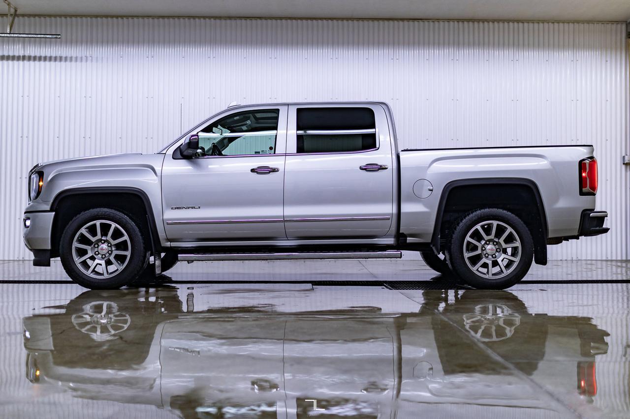 2018 GMC Sierra 1500 4x4 Crew Cab Denali Leather Roof Nav BCam Red Deer AB