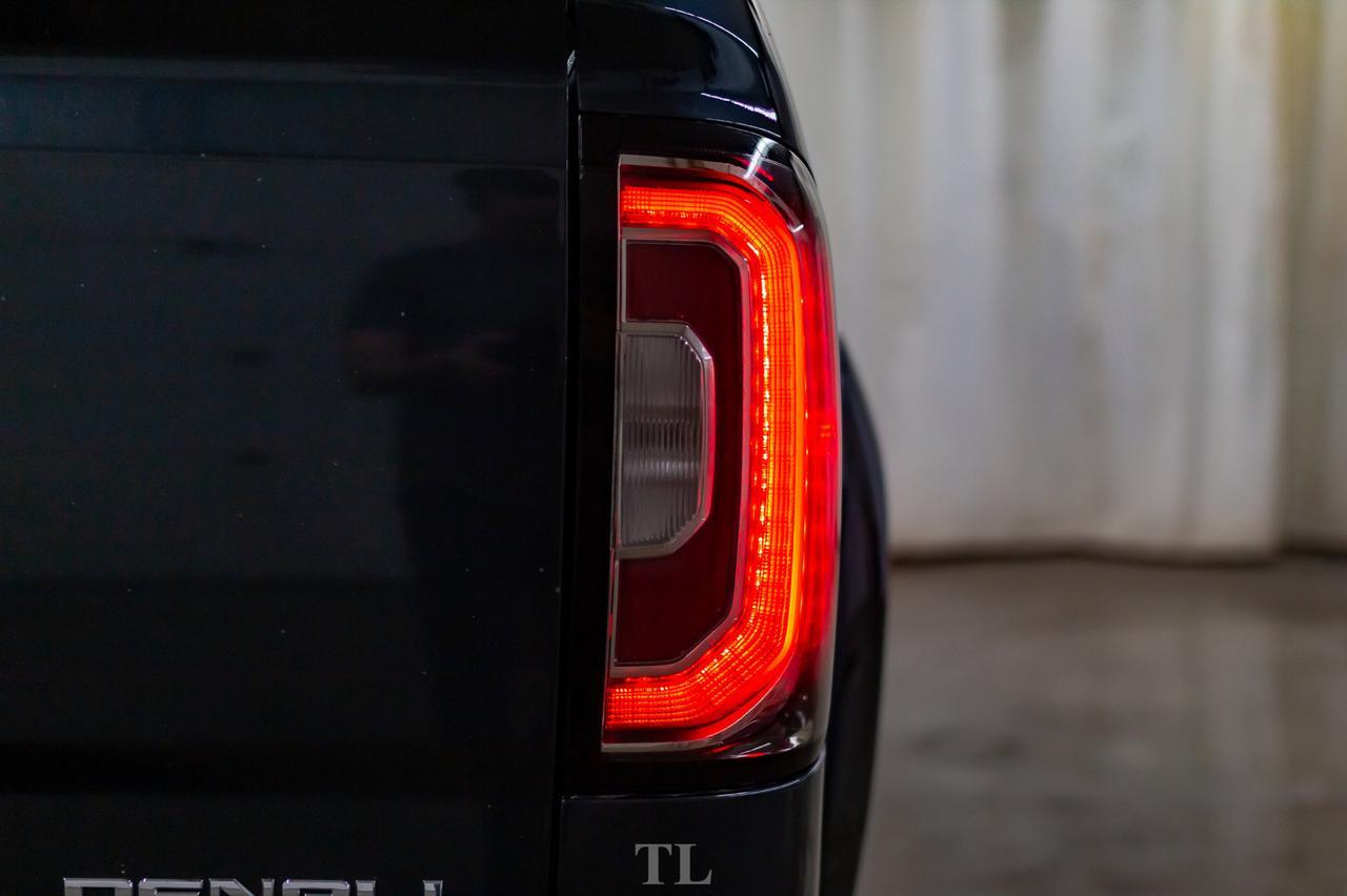 2018 GMC Sierra 1500 4x4 Crew Cab Denali Leather Roof Nav BCam Red Deer AB