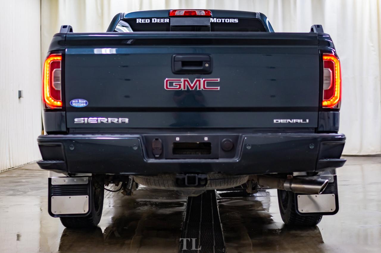 2018 GMC Sierra 1500 4x4 Crew Cab Denali Leather Roof Nav BCam Red Deer AB