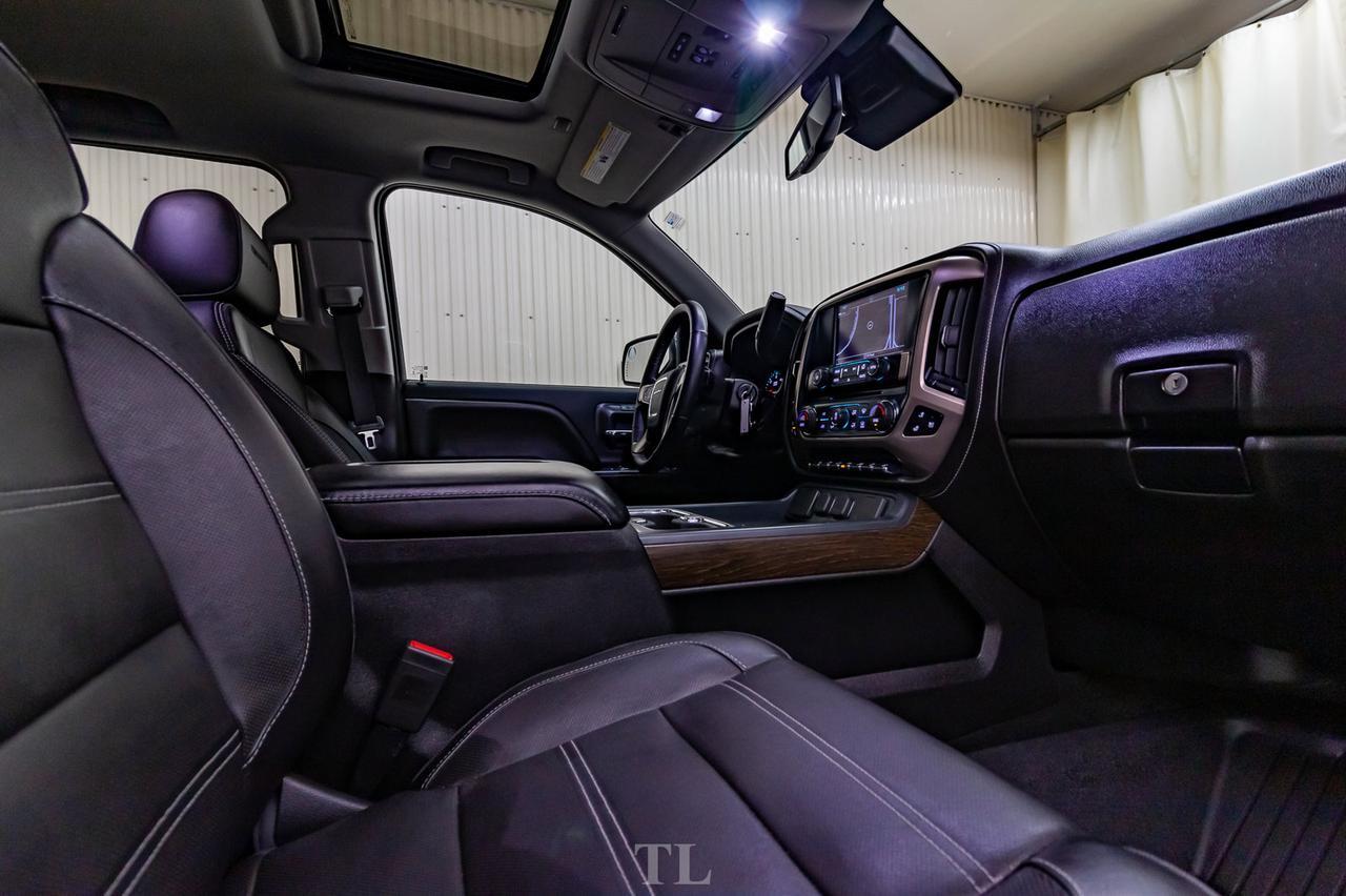 2018 GMC Sierra 1500 4x4 Crew Cab Denali Leather Roof Nav BCam Red Deer AB