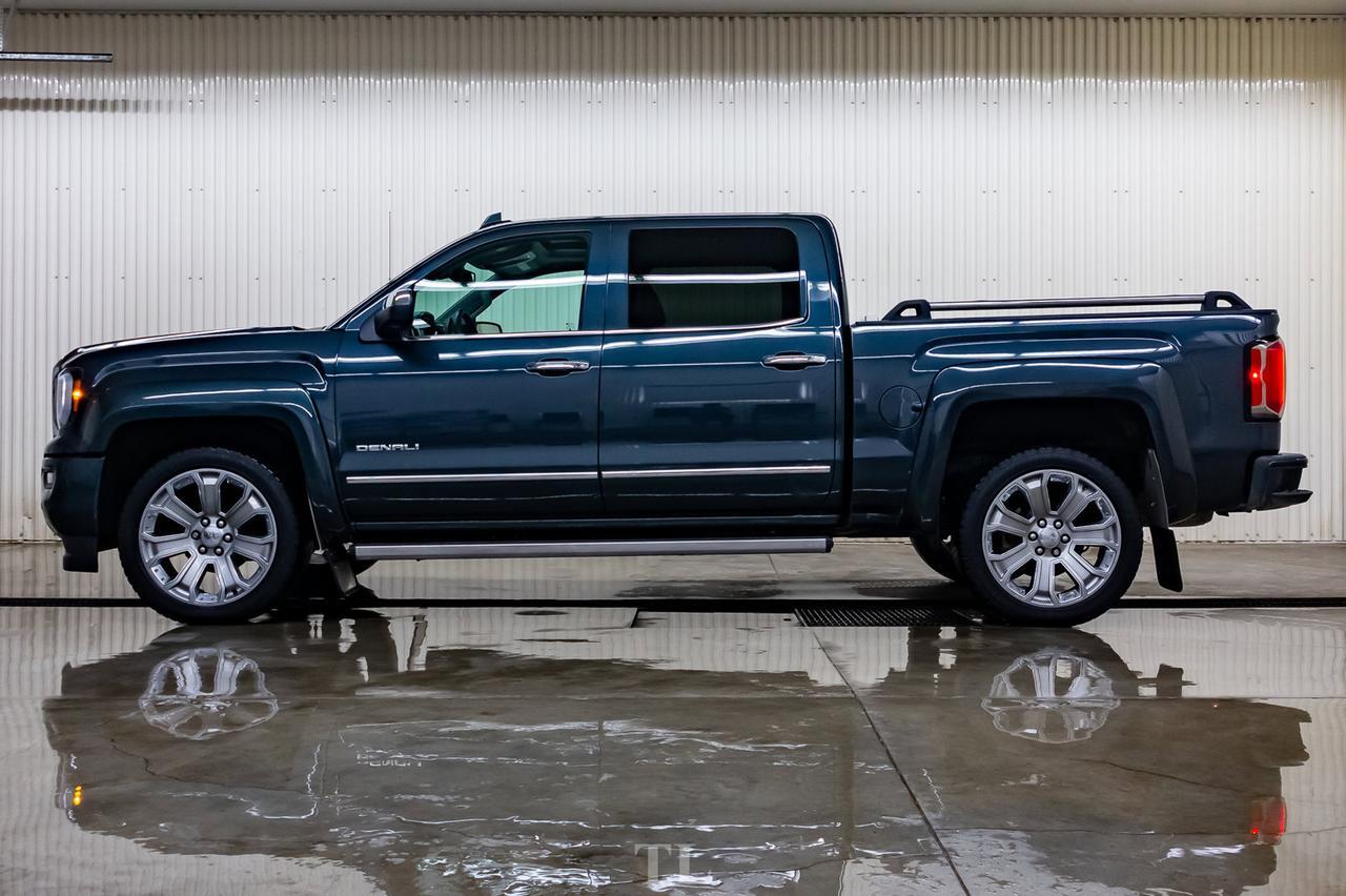 2018 GMC Sierra 1500 4x4 Crew Cab Denali Leather Roof Nav BCam Red Deer AB