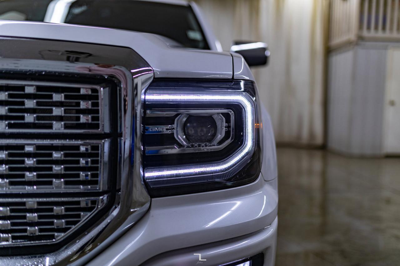 2018 GMC Sierra 1500 4x4 Crew Cab Denali Leather Roof Nav BCam Red Deer AB