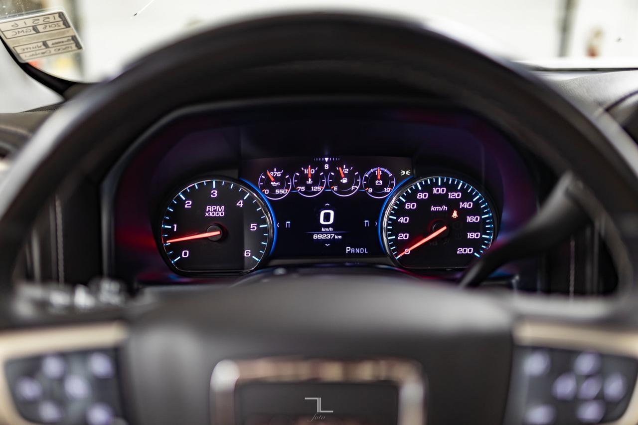 2018 GMC Sierra 1500 4x4 Crew Cab Denali Leather Roof Nav BCam Red Deer AB