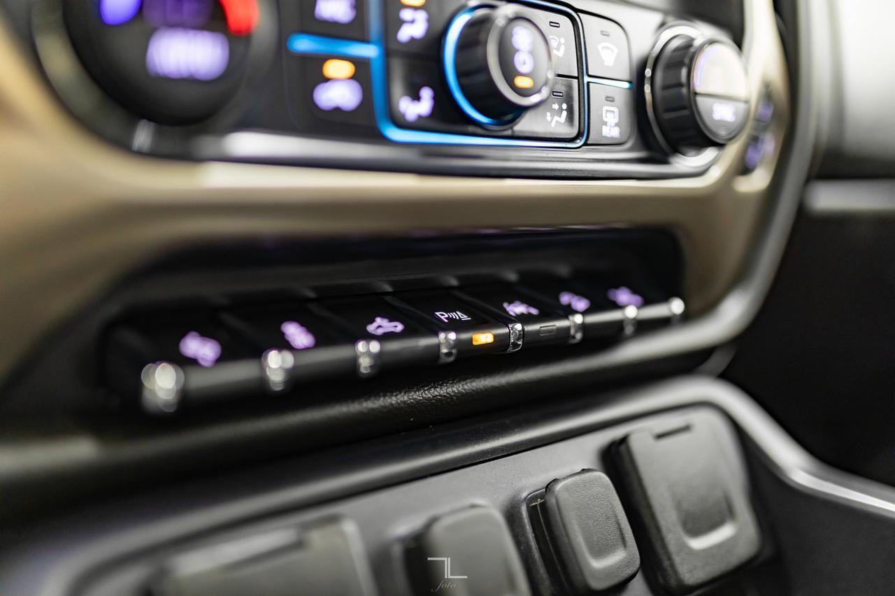 2018 GMC Sierra 1500 4x4 Crew Cab Denali Leather Roof Nav BCam Red Deer AB