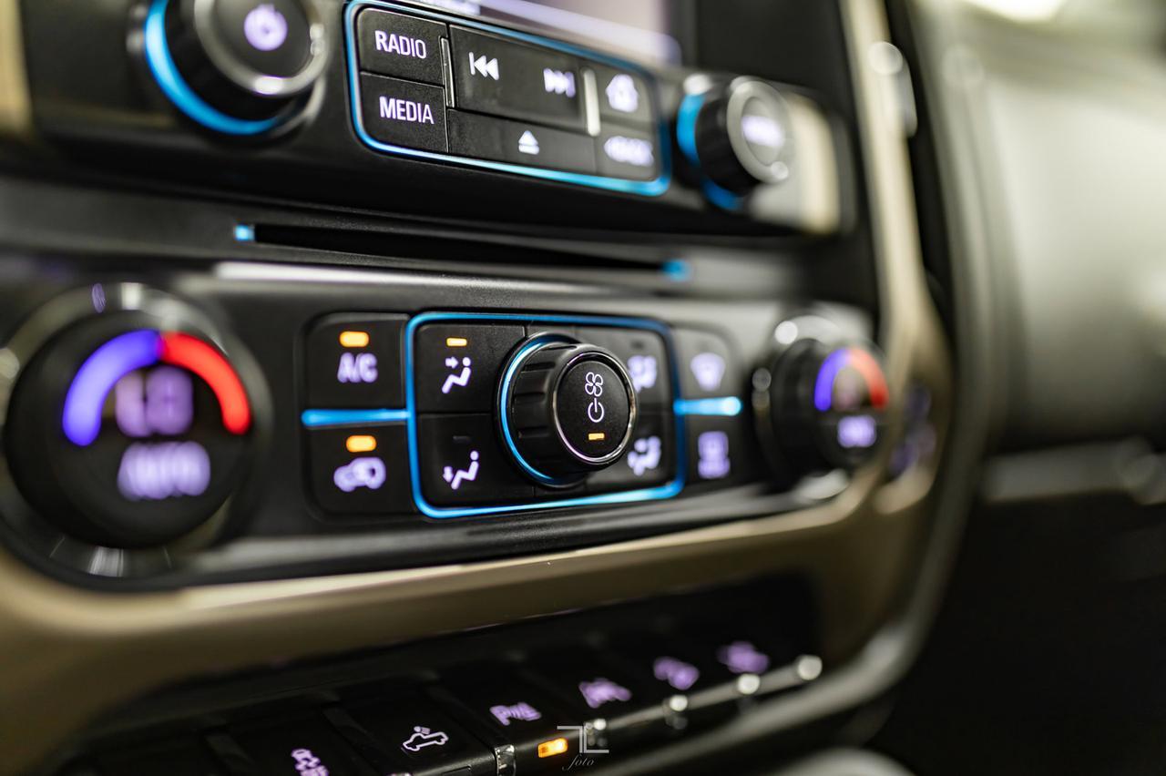 2018 GMC Sierra 1500 4x4 Crew Cab Denali Leather Roof Nav BCam Red Deer AB