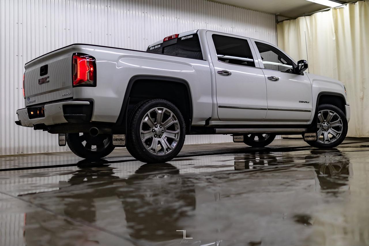 2018 GMC Sierra 1500 4x4 Crew Cab Denali Leather Roof Nav BCam Red Deer AB