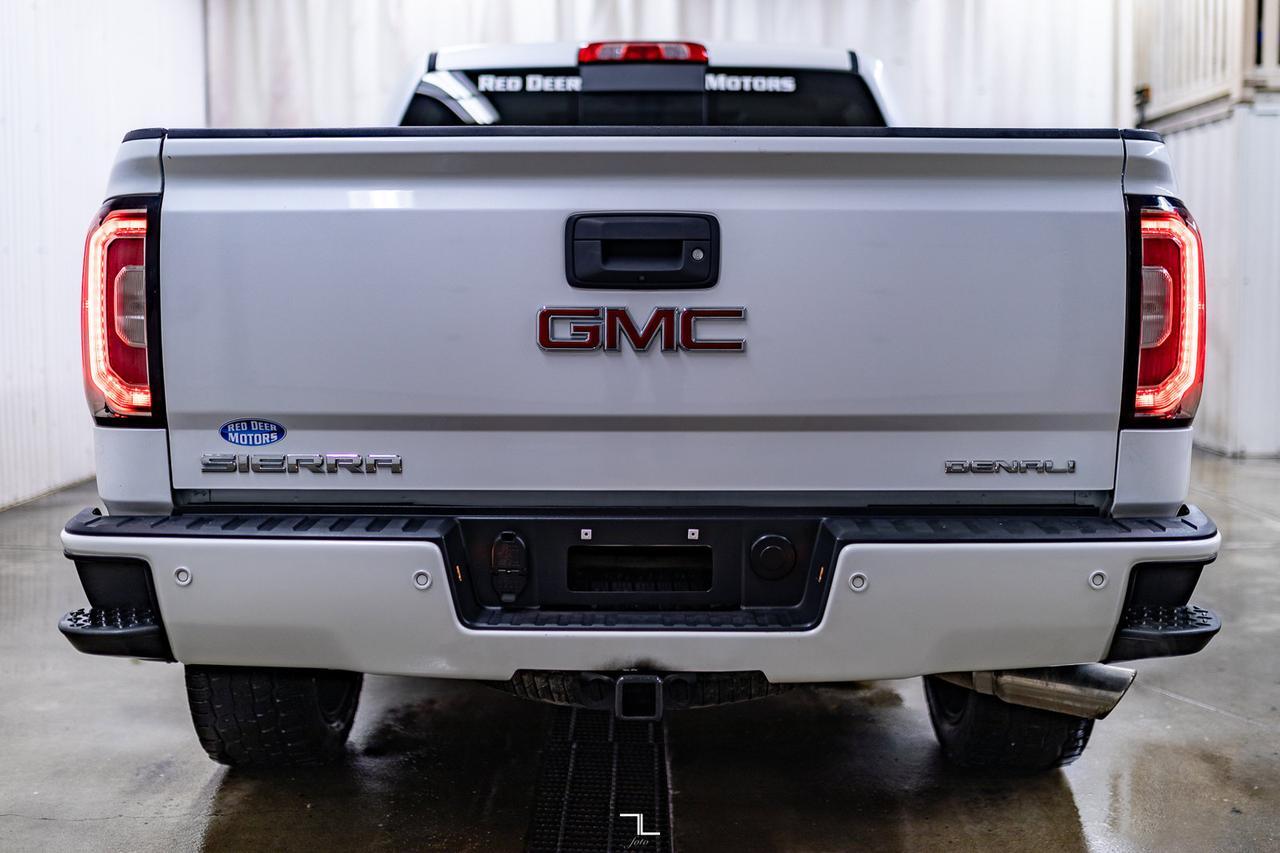 2018 GMC Sierra 1500 4x4 Crew Cab Denali Leather Roof Nav BCam Red Deer AB