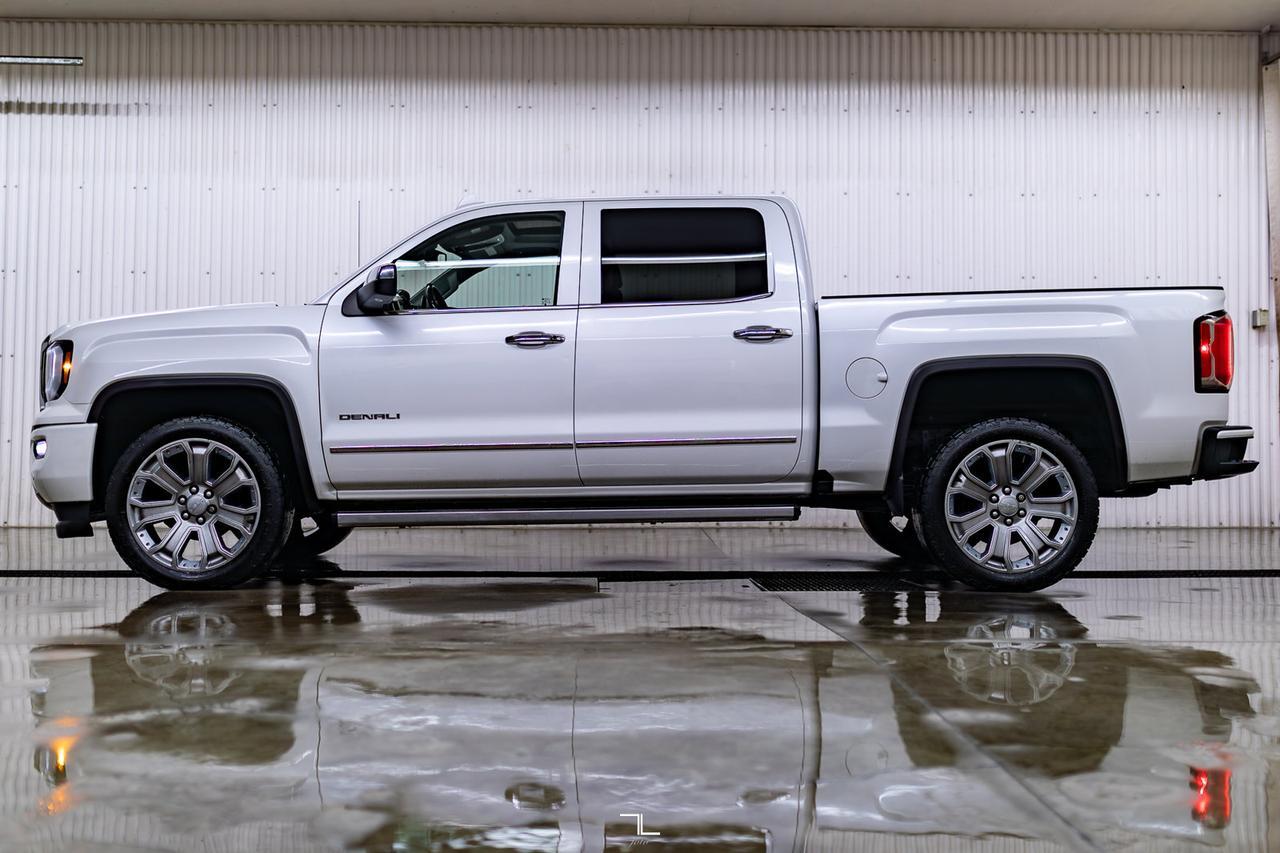 2018 GMC Sierra 1500 4x4 Crew Cab Denali Leather Roof Nav BCam Red Deer AB