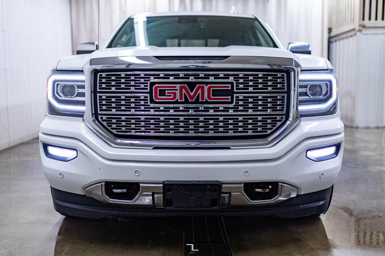 2018 GMC Sierra 1500 4x4 Crew Cab Denali Leather Roof Nav BCam Red Deer AB
