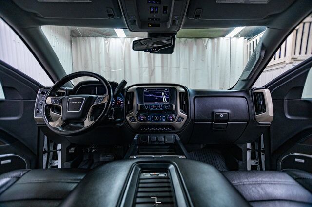 2018 GMC Sierra 1500 4x4 Crew Cab Denali Leather Roof Nav BCam Red Deer AB