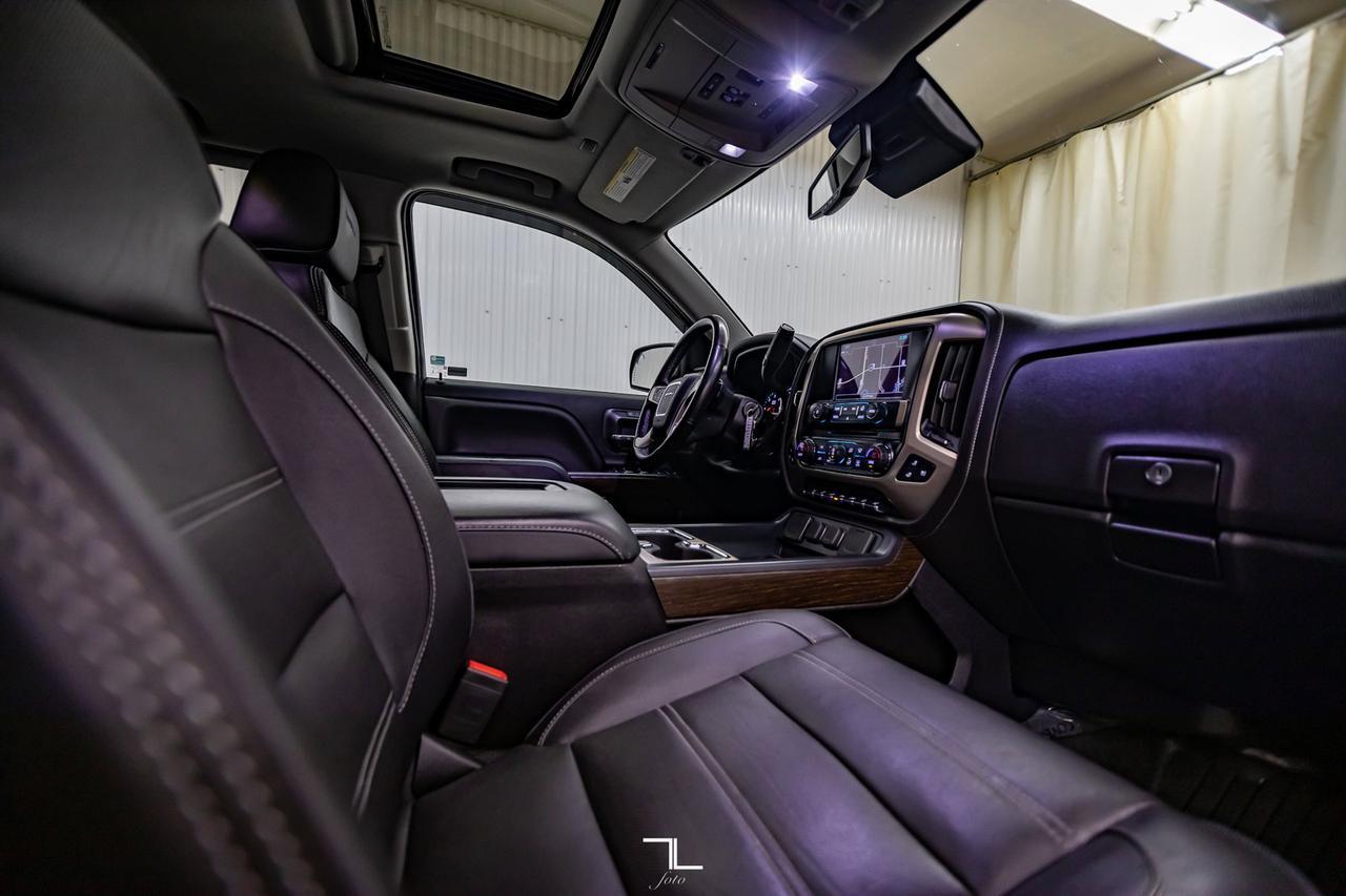 2018 GMC Sierra 1500 4x4 Crew Cab Denali Leather Roof Nav BCam Red Deer AB