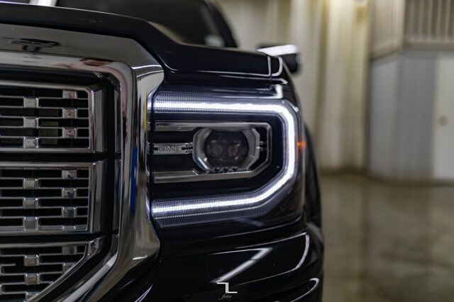 2018 GMC Sierra 1500 4x4 Crew Cab Denali Leather Roof Nav BCam Red Deer AB