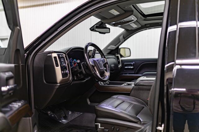 2018 GMC Sierra 1500 4x4 Crew Cab Denali Leather Roof Nav BCam Red Deer AB