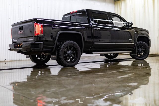 2018 GMC Sierra 1500 4x4 Crew Cab Denali Leather Roof Nav BCam Red Deer AB