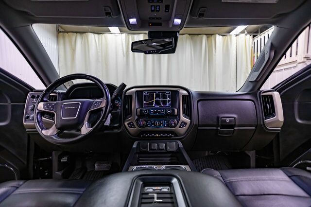 2018 GMC Sierra 1500 4x4 Crew Cab Denali Leather Roof Nav BCam Red Deer AB