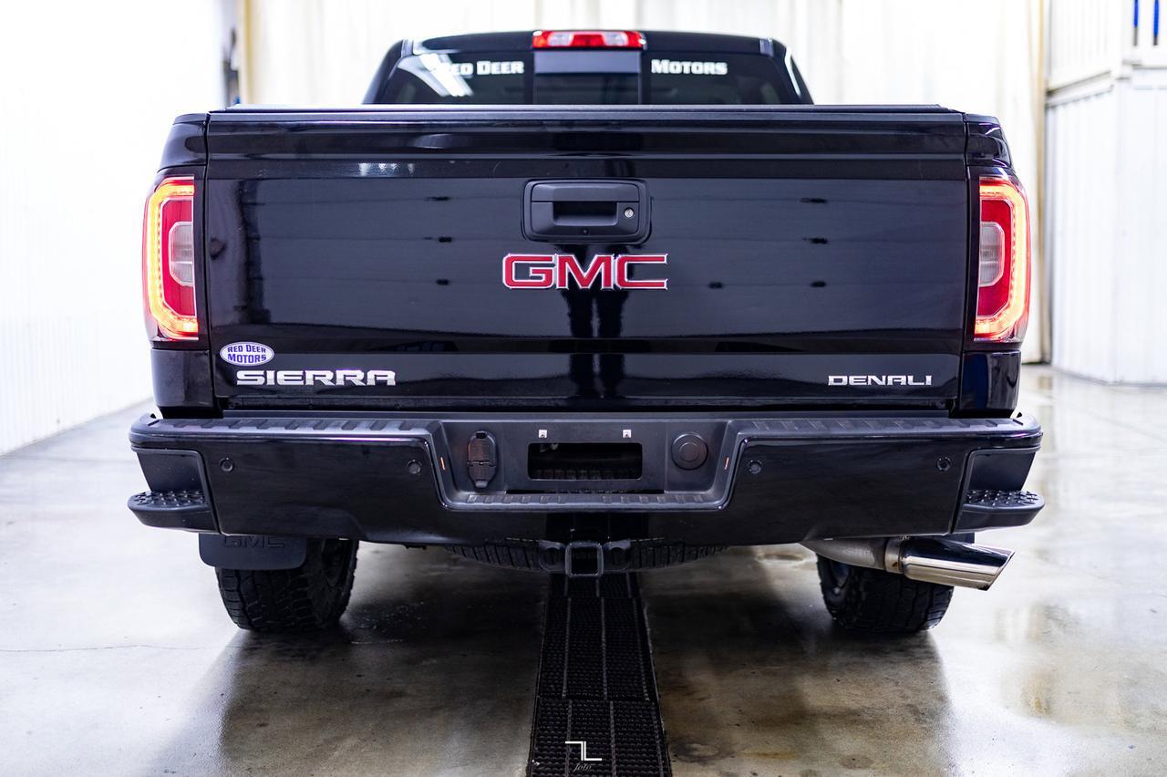 2018 GMC Sierra 1500 4x4 Crew Cab Denali Leather Roof Nav BCam Red Deer AB