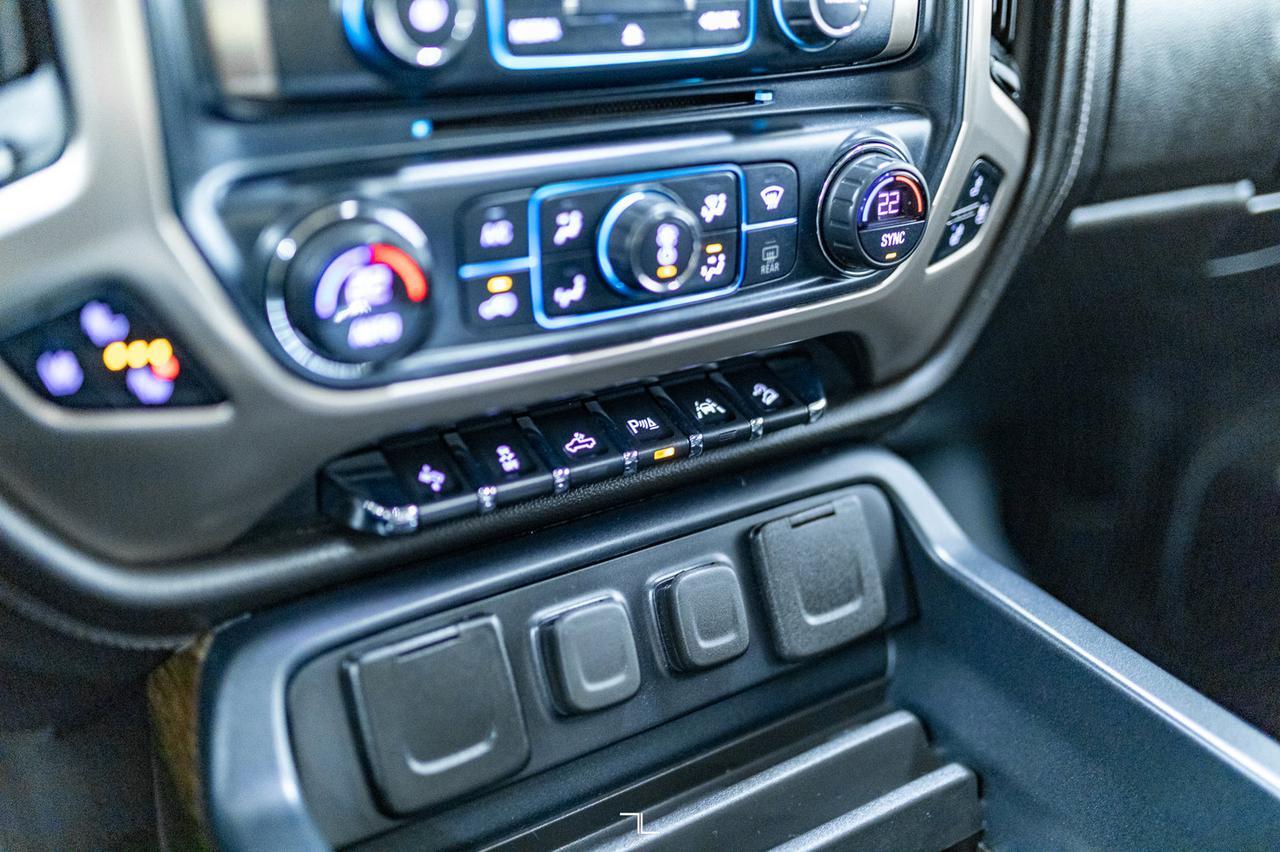 2018 GMC Sierra 1500 4x4 Crew Cab Denali Leather Roof Nav BCam Red Deer AB