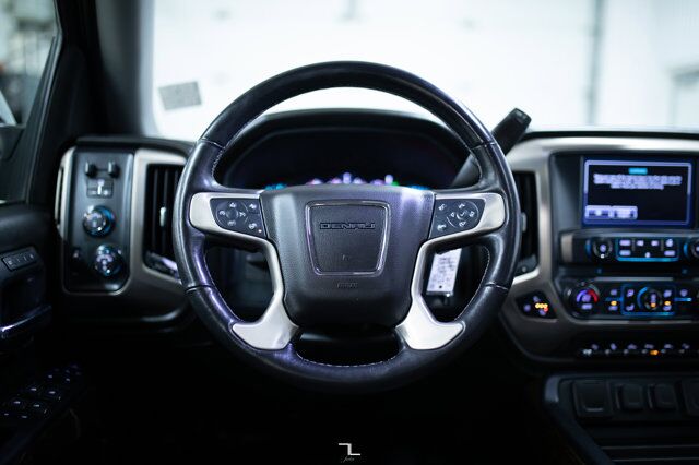 2018 GMC Sierra 1500 4x4 Crew Cab Denali Leather Roof Nav BCam Red Deer AB